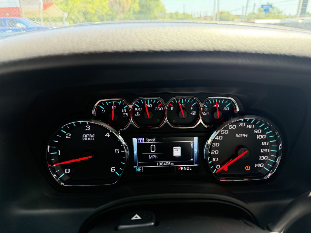 Photo 16 of this CHEVROLET TAHOE