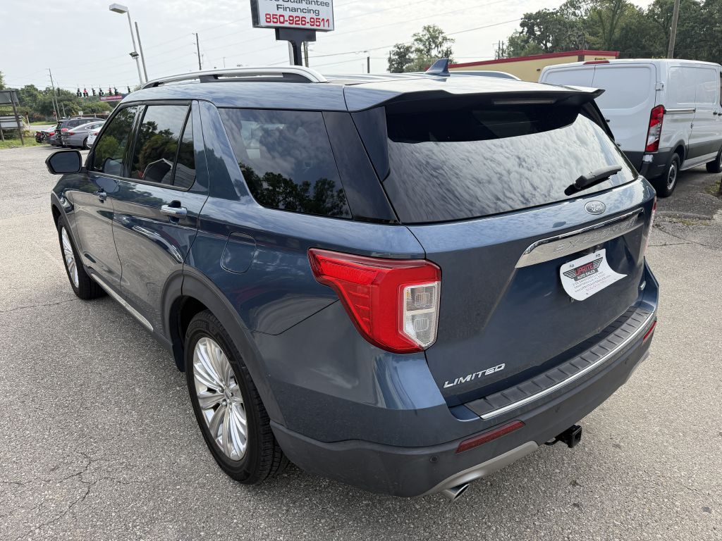 Photo 7 of this FORD EXPLORER