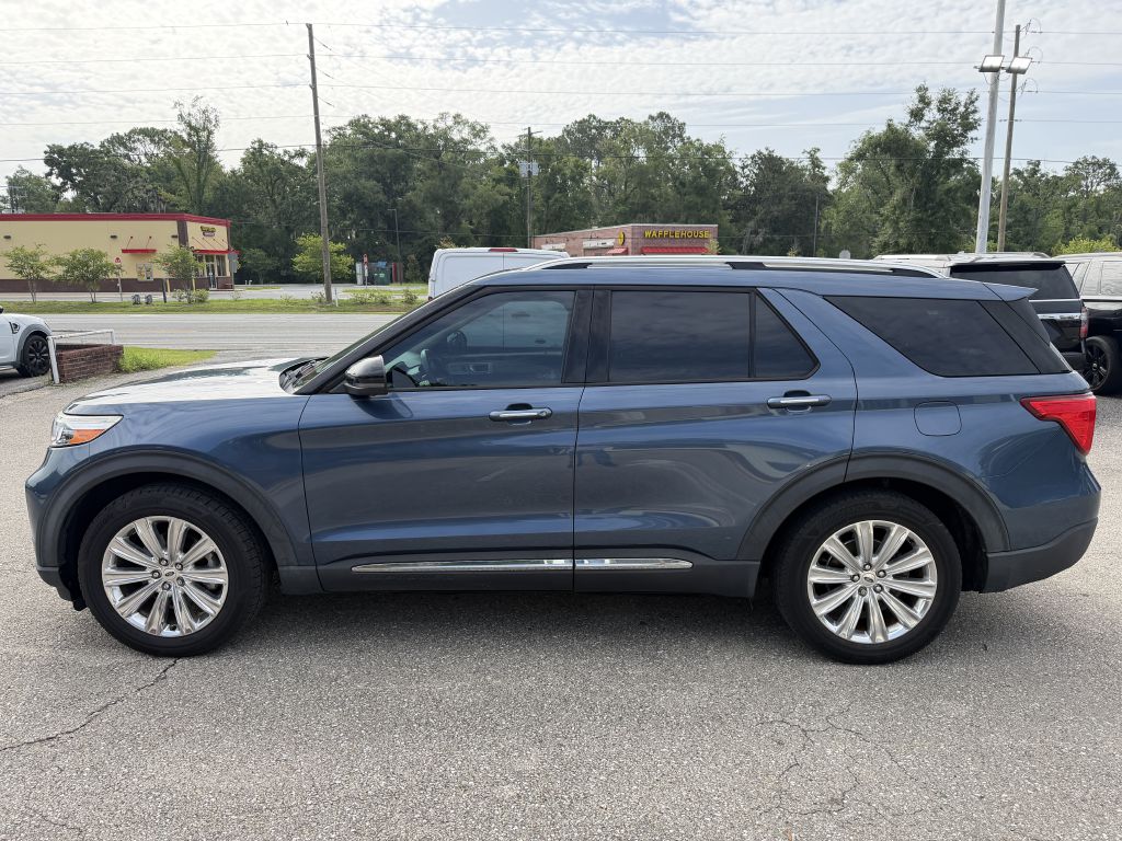 Photo 8 of this FORD EXPLORER