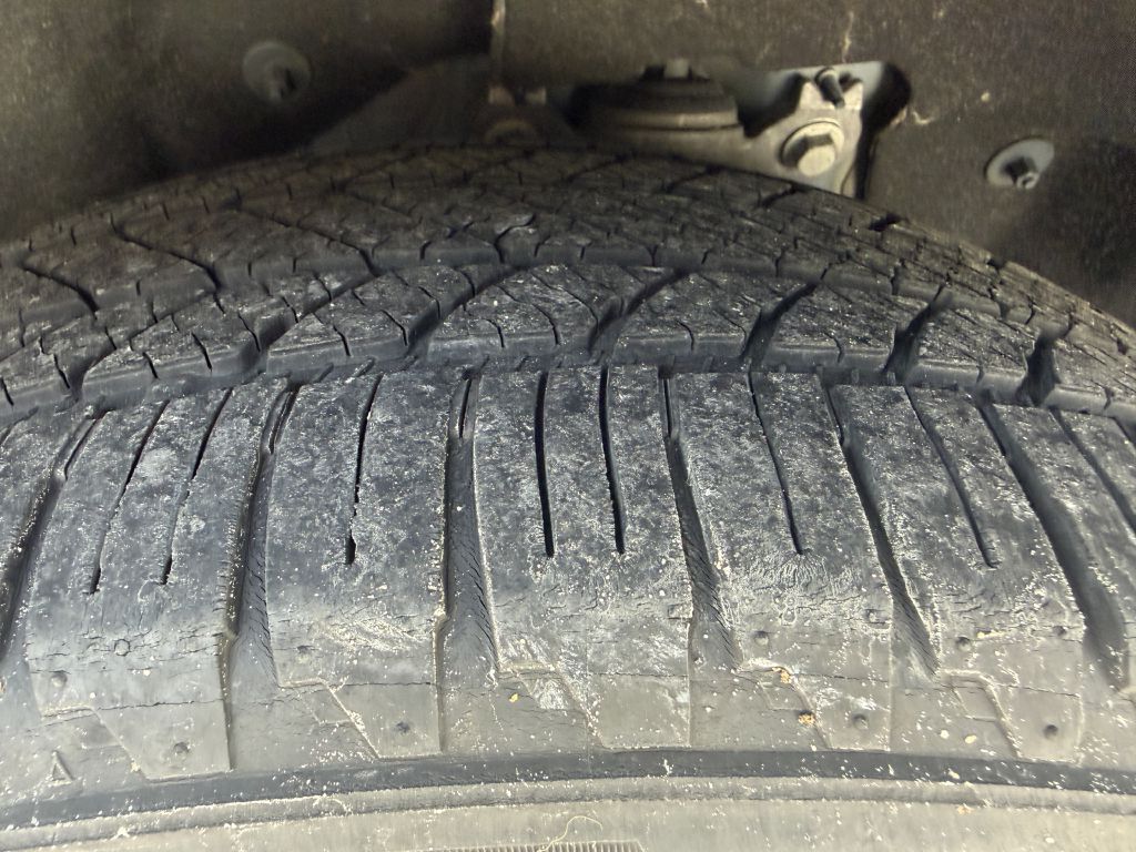 Photo 25 of this FORD EXPLORER