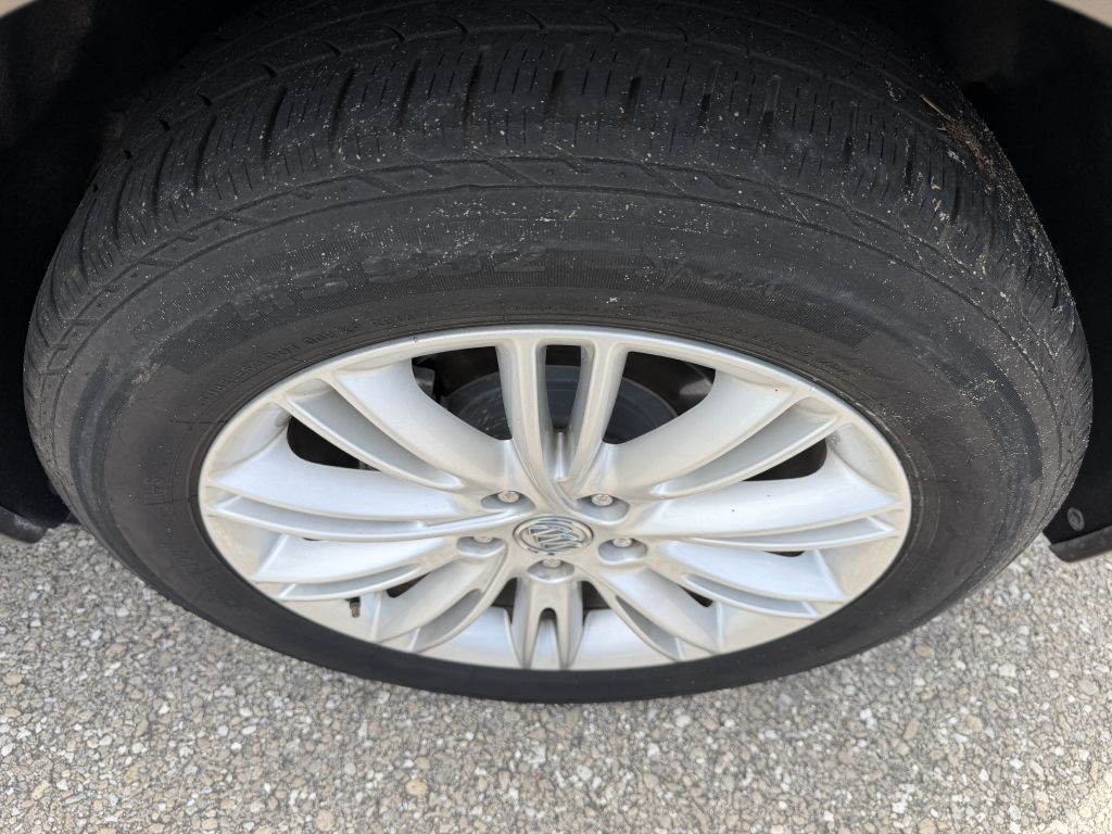 Photo 19 of this BUICK ENVISION
