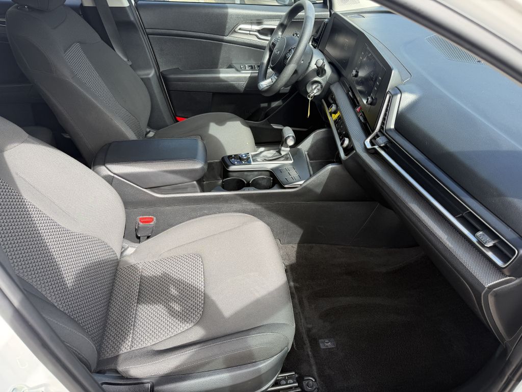 Photo 10 of this KIA SPORTAGE