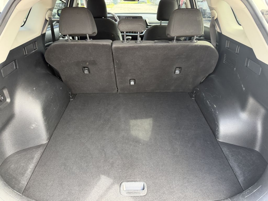 Photo 20 of this KIA SPORTAGE
