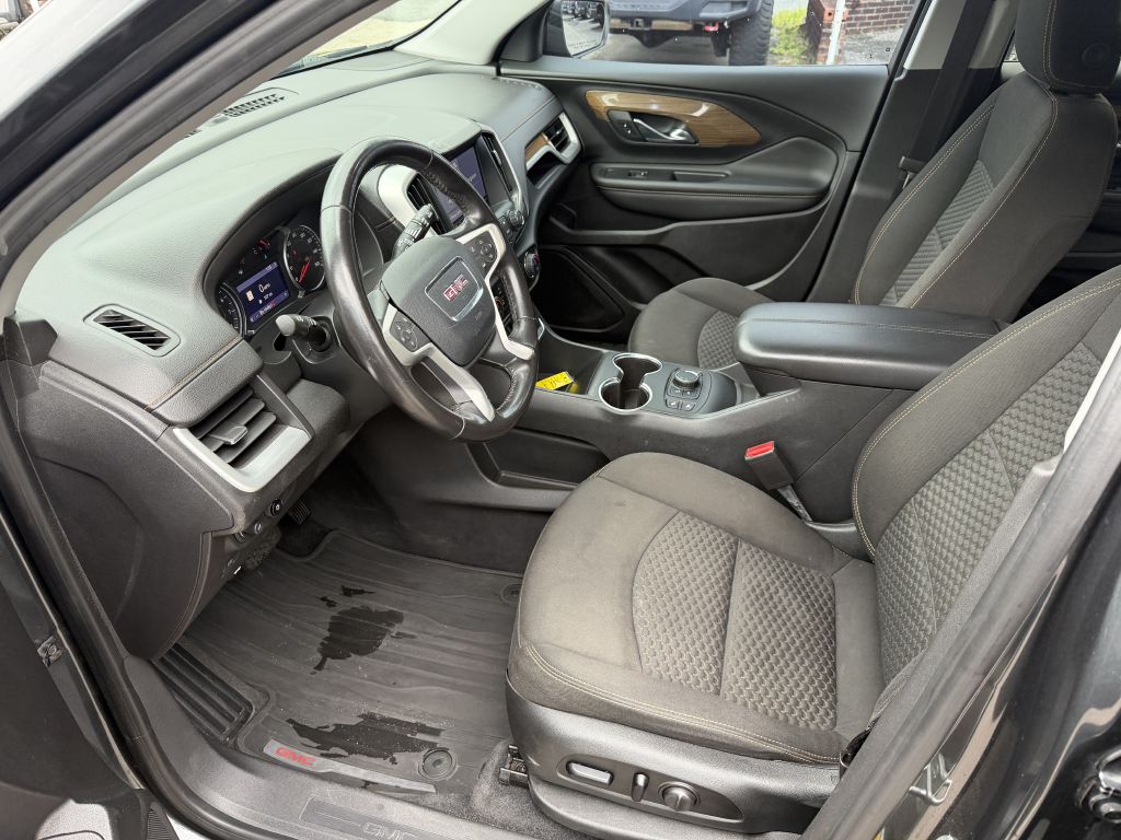 Photo 8 of this GMC TERRAIN