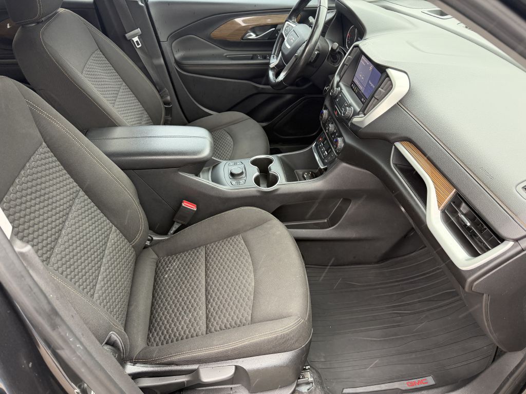 Photo 9 of this GMC TERRAIN