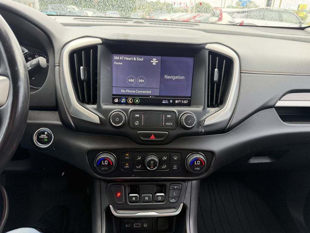 Photo 14 of this GMC TERRAIN