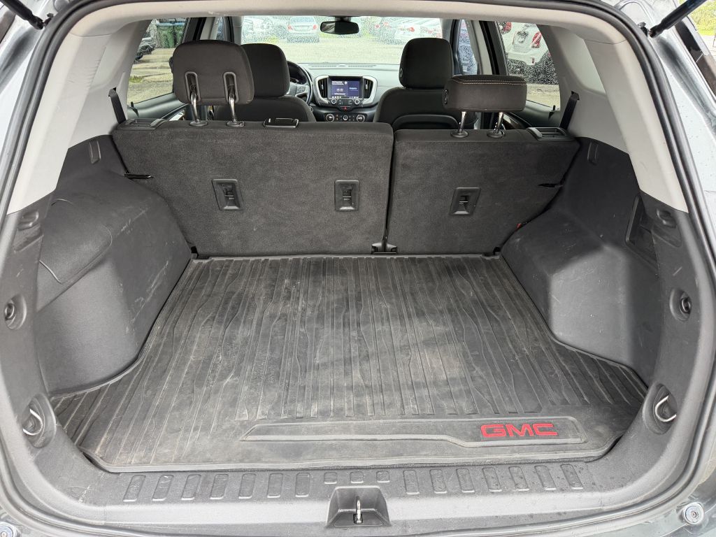 Photo 18 of this GMC TERRAIN