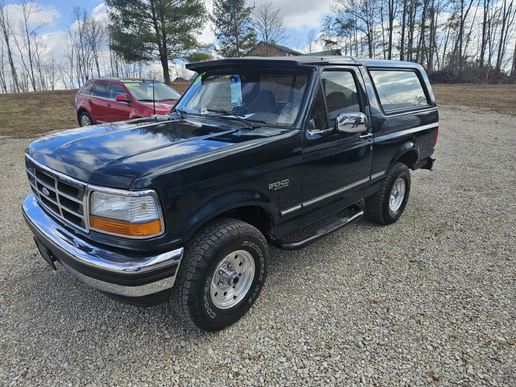 1995 Ford Bronco's photo