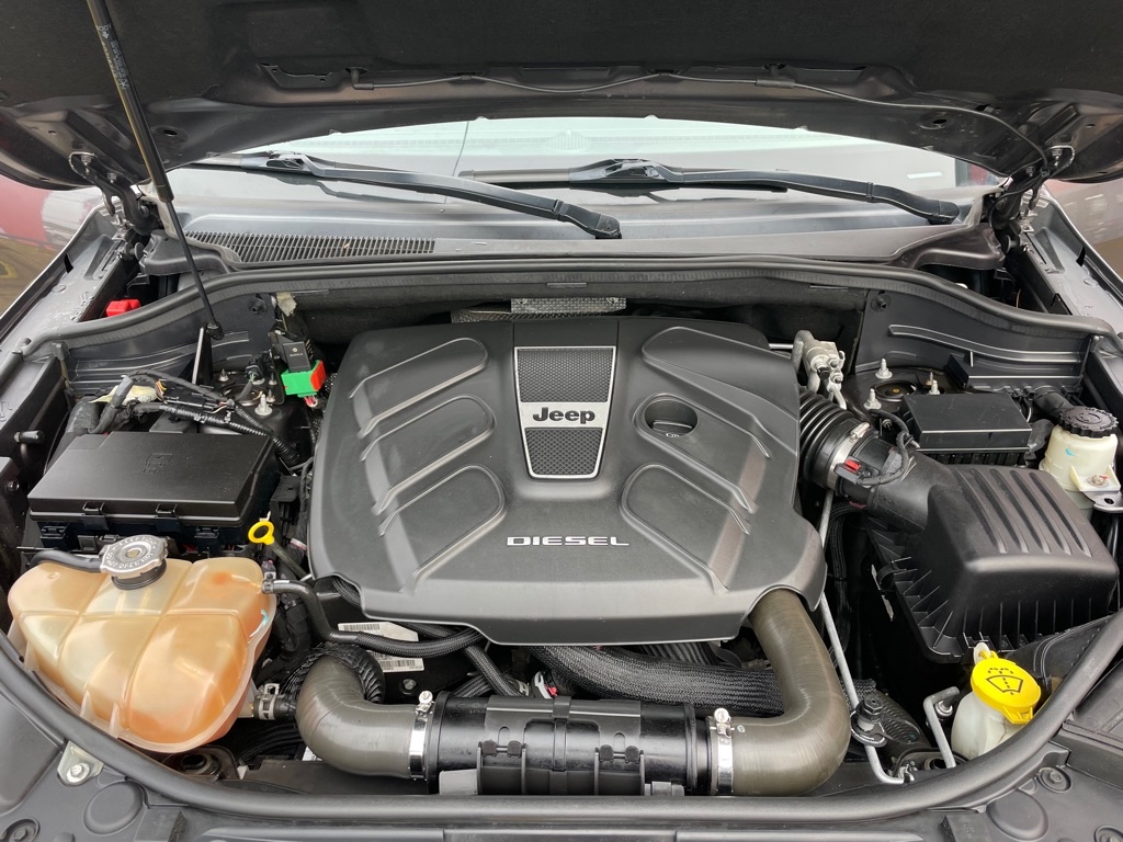 Photo 13 of this JEEP GRAND CHEROKEE