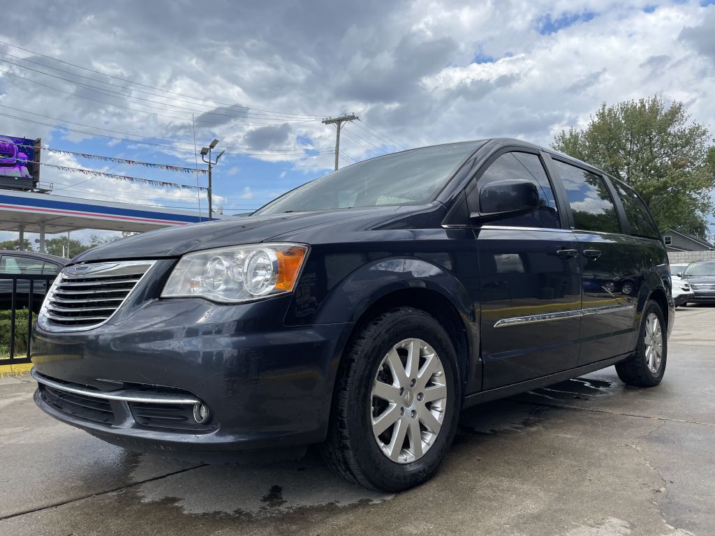 2013 CHRYSLER TOWN & COUNTRY