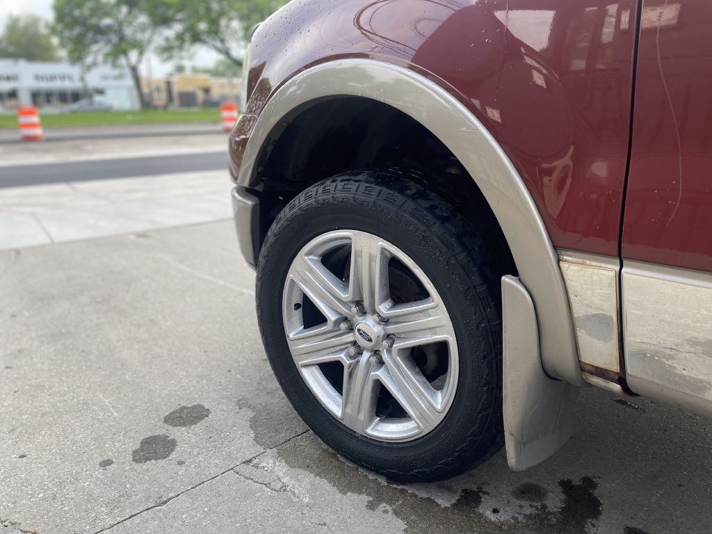 Photo 11 of this FORD F150