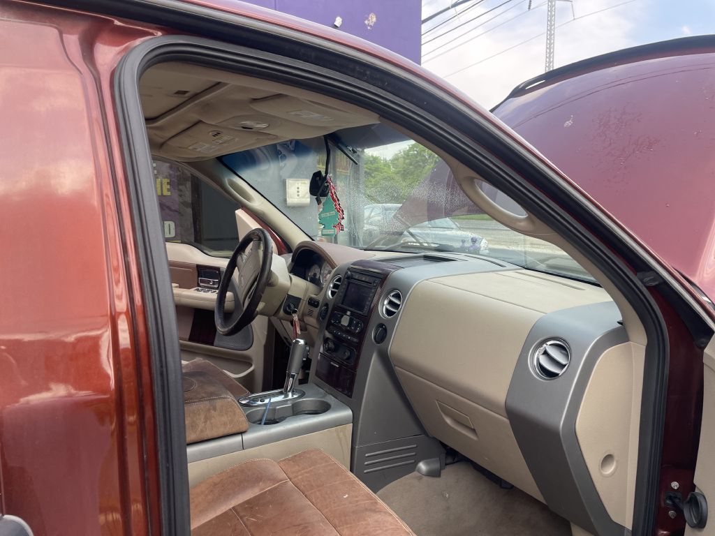 Photo 8 of this FORD F150