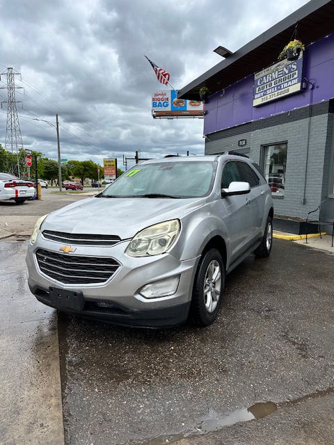Photo 3 of this CHEVROLET EQUINOX