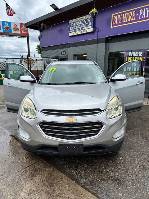 Photo 11 of this CHEVROLET EQUINOX