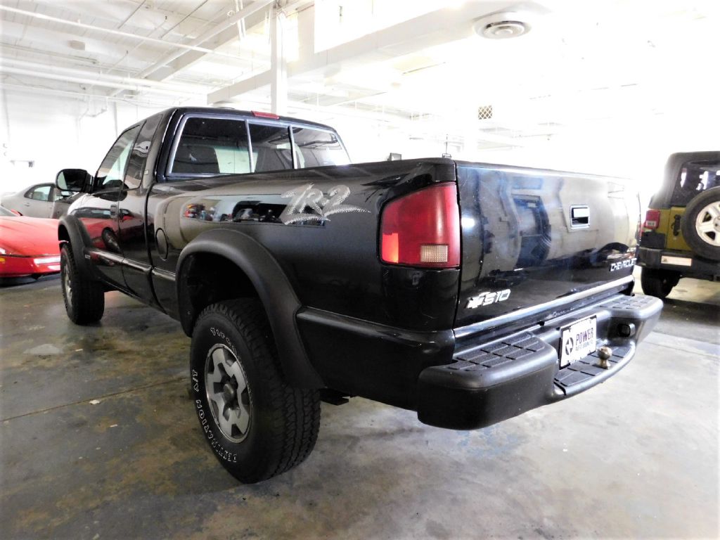 2002 CHEVROLET S10 ZR2 4x4 for sale in Cleveland, OH