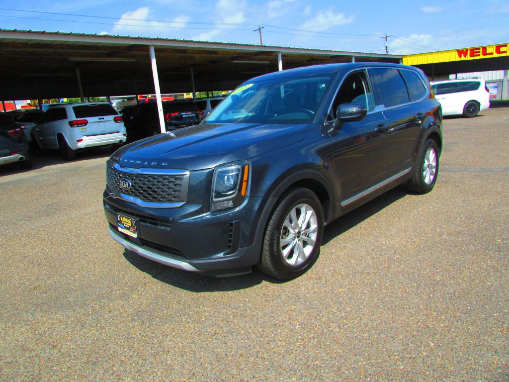 Photo 9 of this KIA TELLURIDE