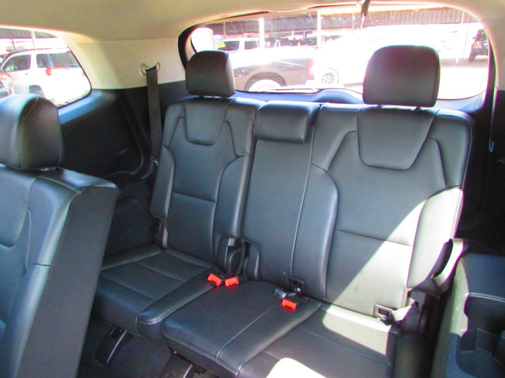 Photo 13 of this KIA TELLURIDE