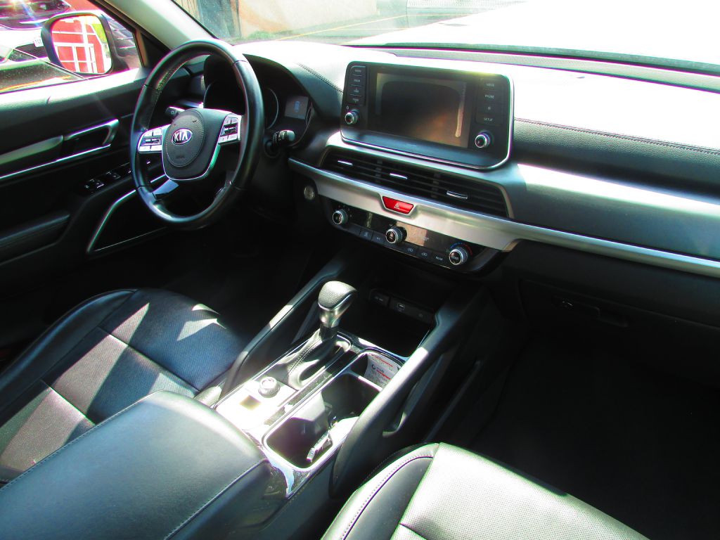 Photo 16 of this KIA TELLURIDE
