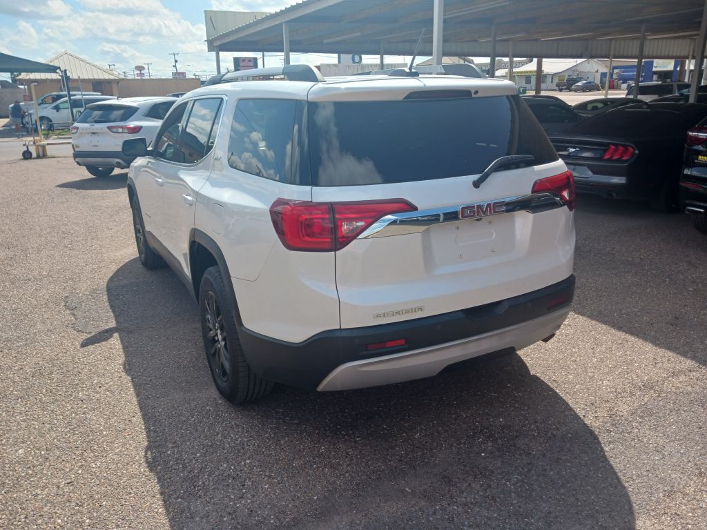Photo 6 of this GMC ACADIA