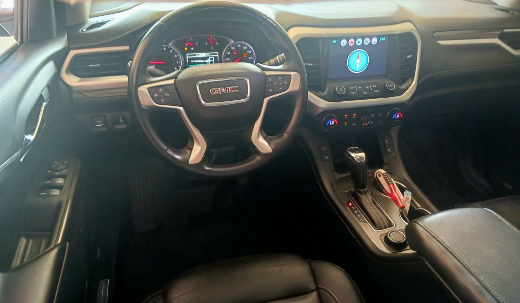 Photo 13 of this GMC ACADIA