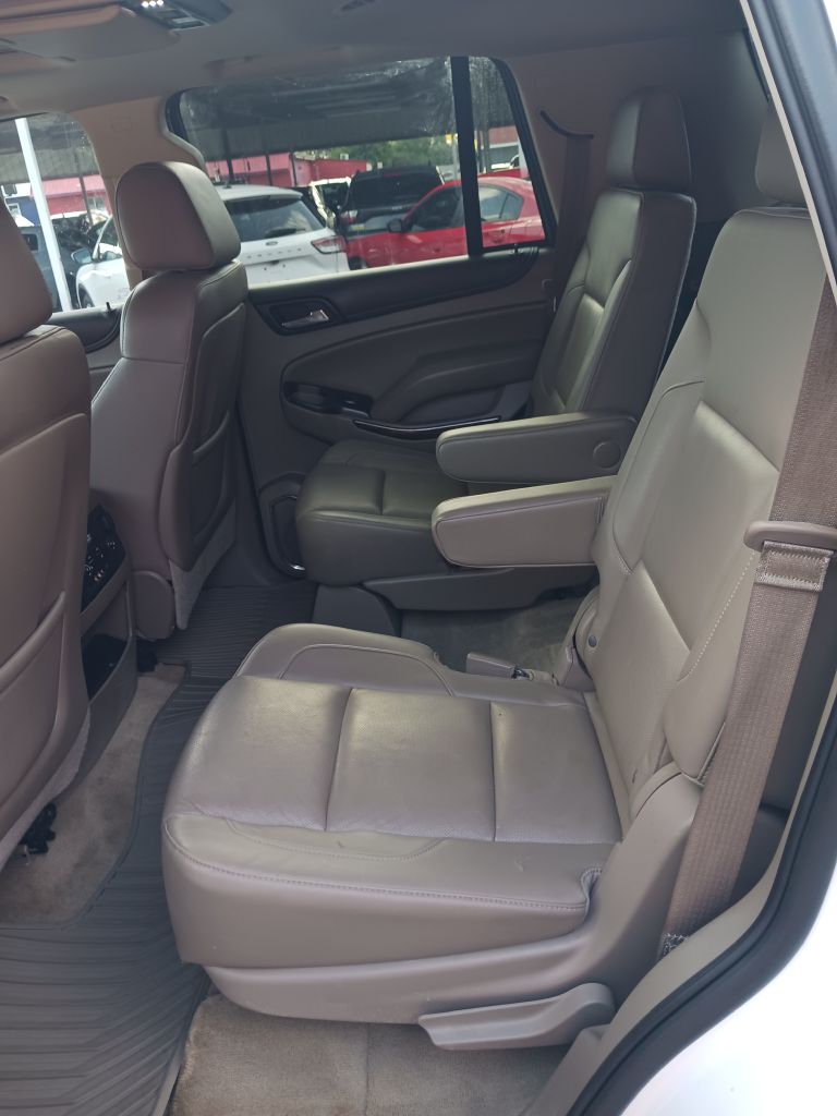 Photo 13 of this GMC YUKON