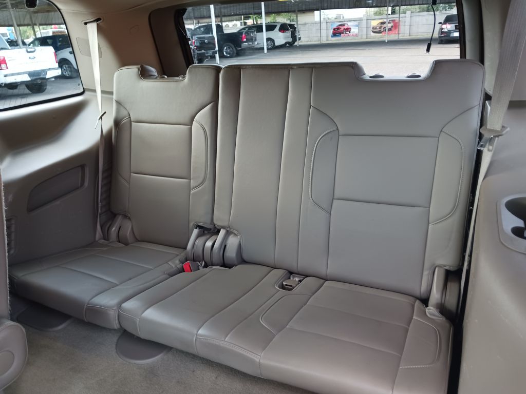 Photo 15 of this GMC YUKON