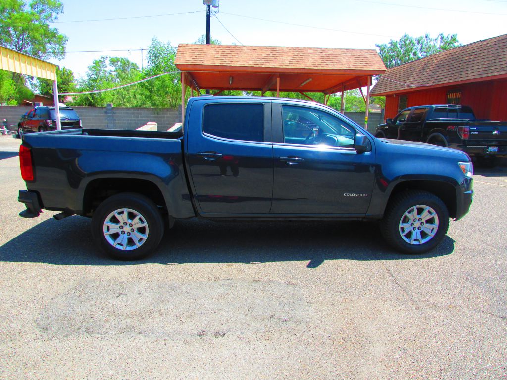Photo 8 of this CHEVROLET COLORADO