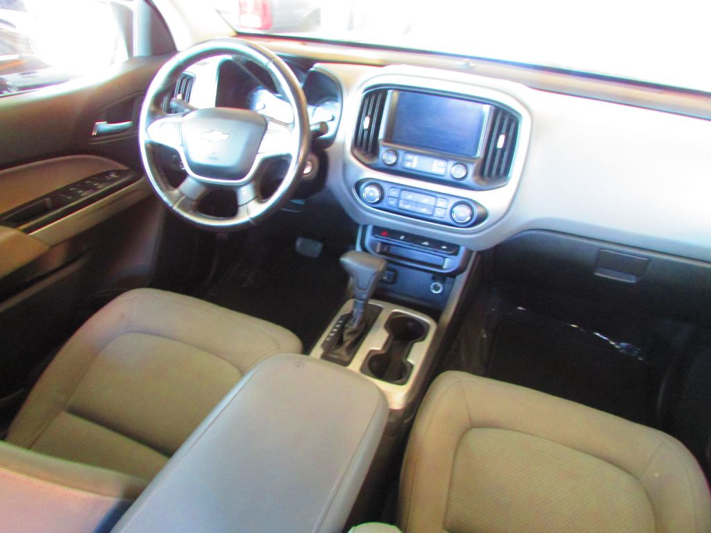 Photo 24 of this CHEVROLET COLORADO