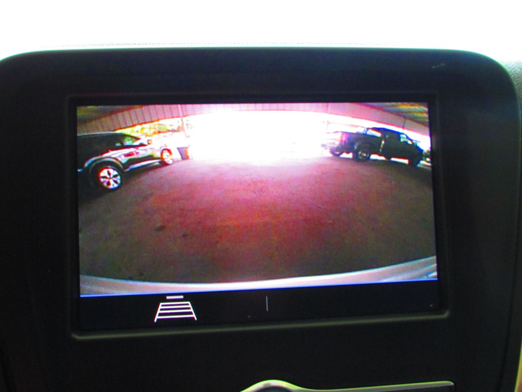 Photo 10 of this CHEVROLET EQUINOX