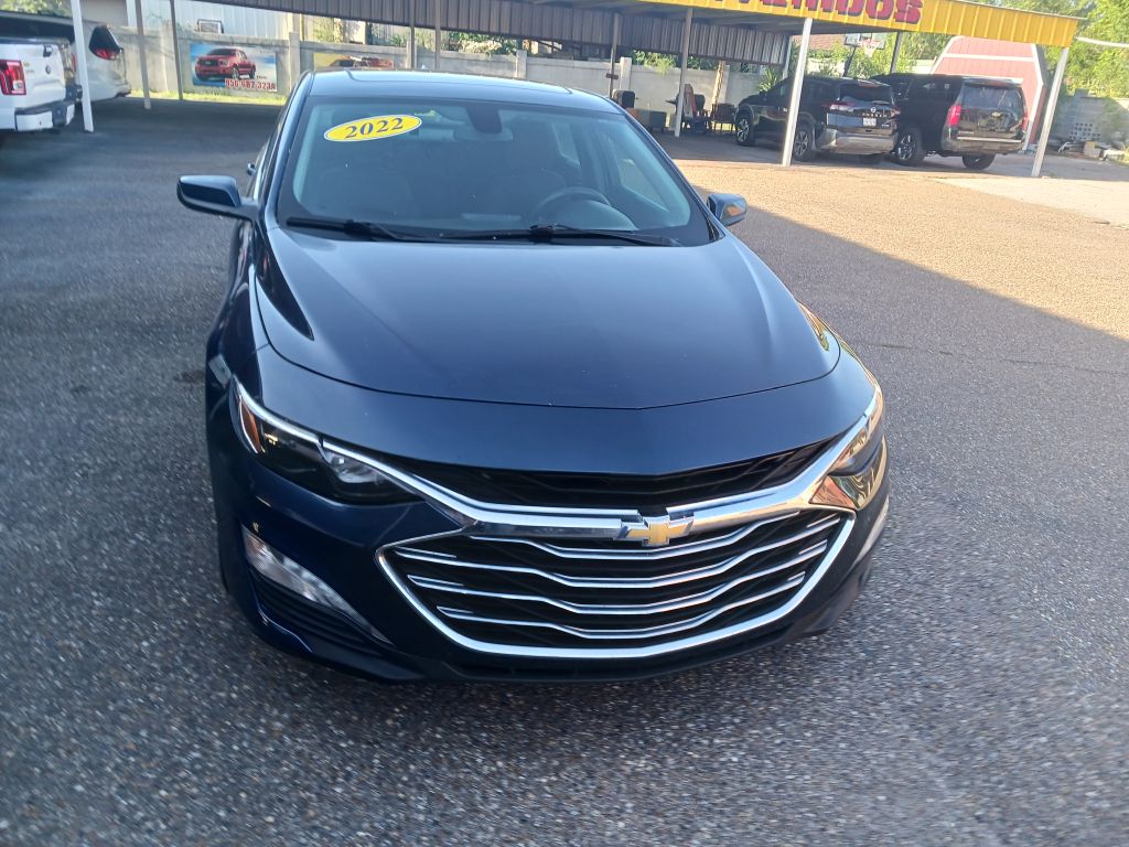 Photo 2 of this CHEVROLET MALIBU