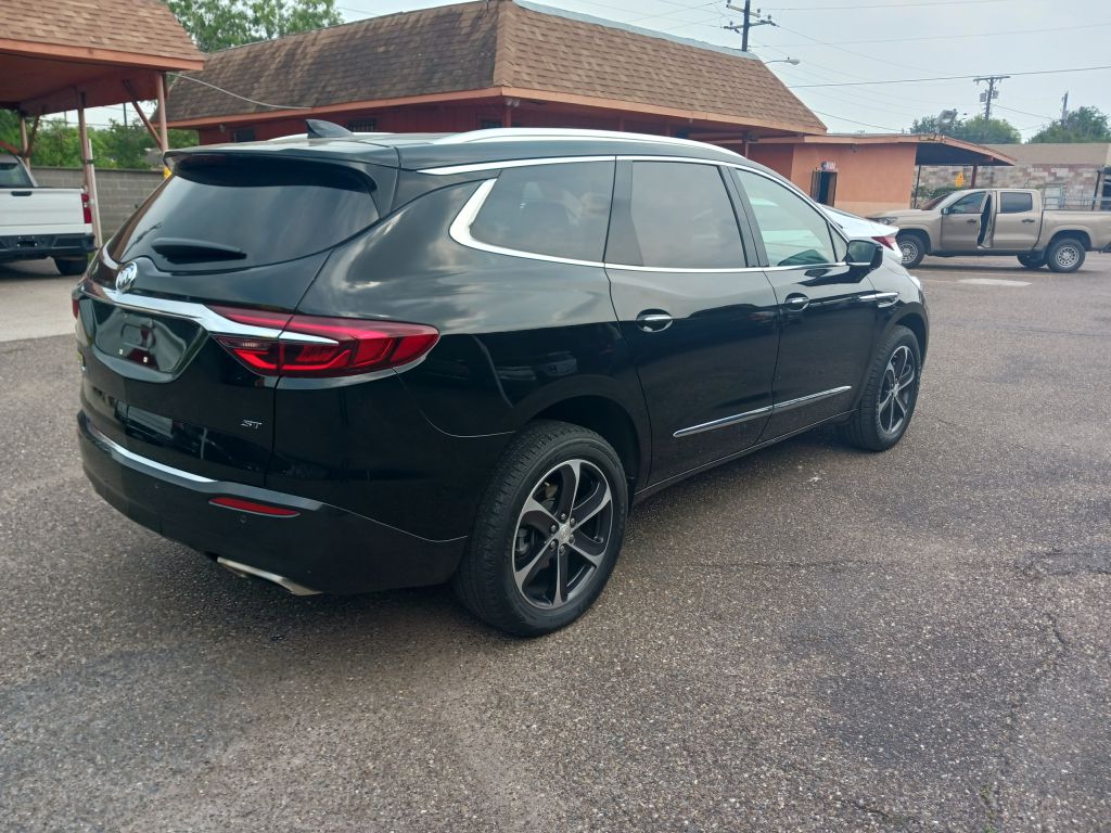 Photo 8 of this BUICK ENCLAVE