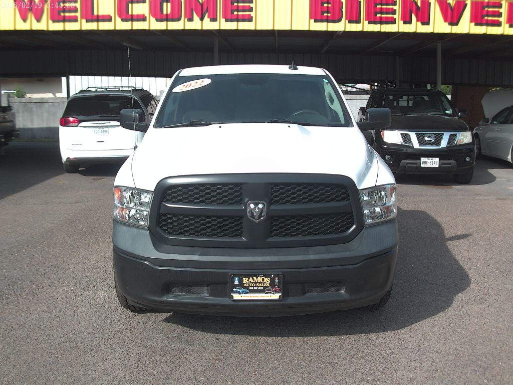 Photo 2 of this RAM 1500 CLASSIC