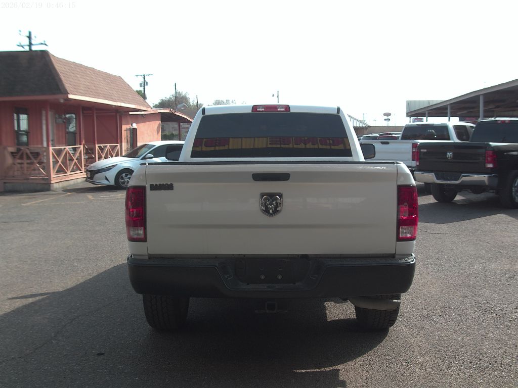 Photo 6 of this RAM 1500 CLASSIC