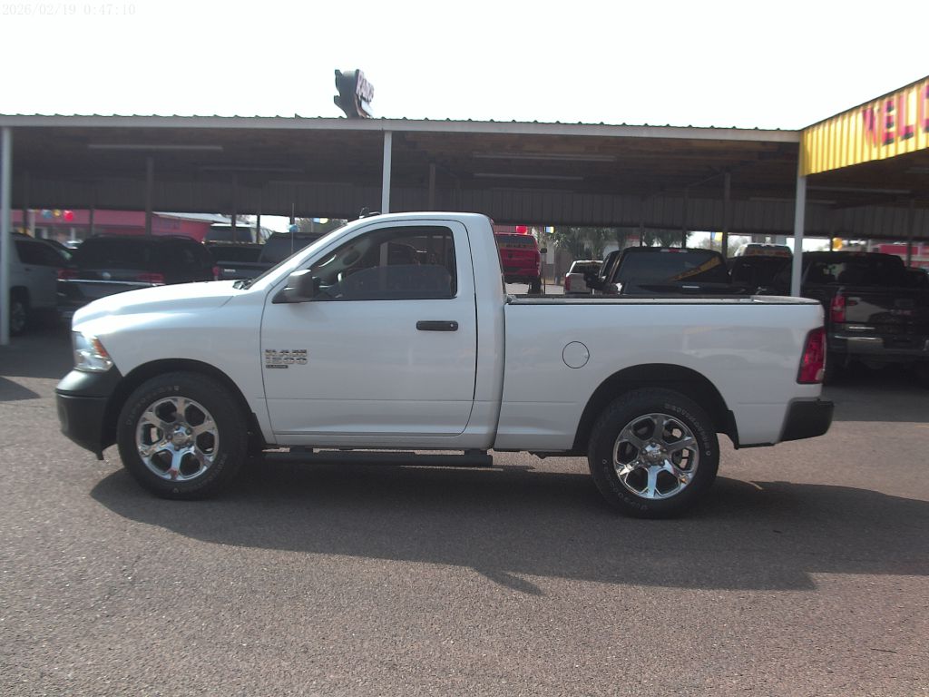 Photo 8 of this RAM 1500 CLASSIC