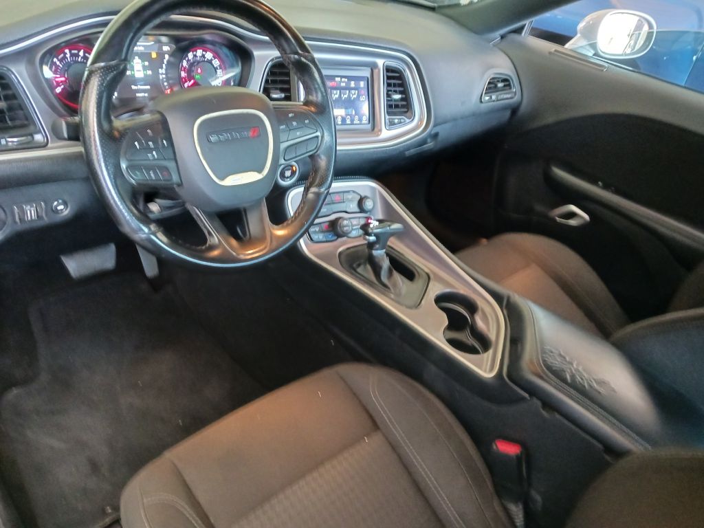 Photo 10 of this DODGE CHALLENGER