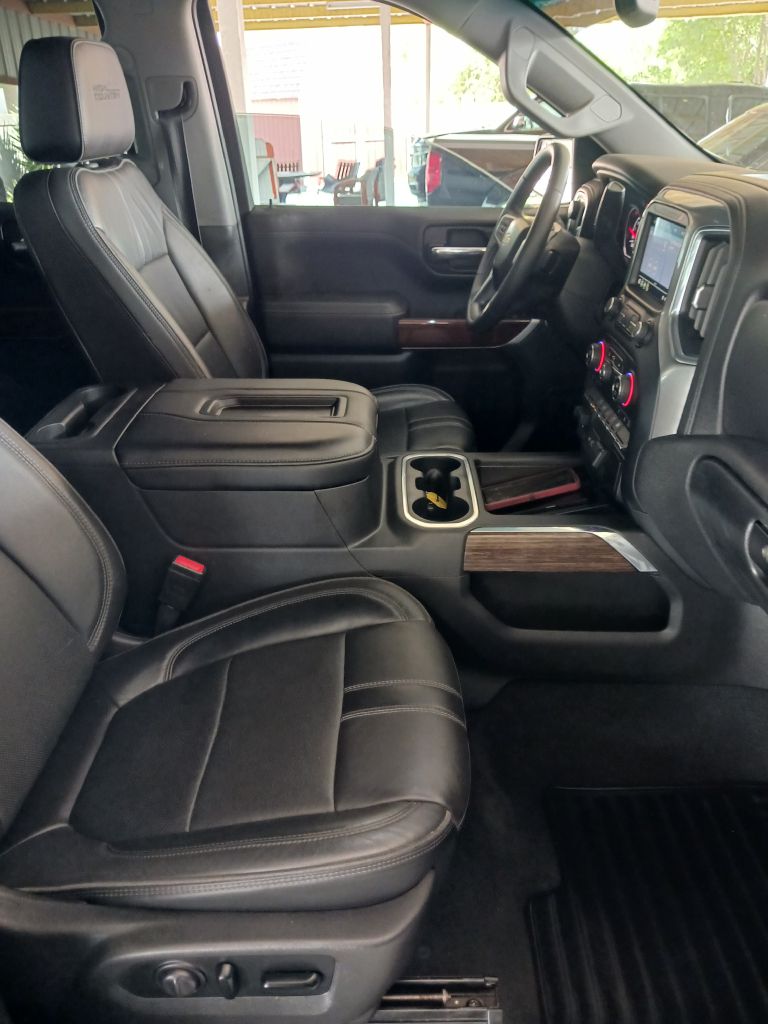 Photo 14 of this CHEVROLET SILVERADO 1500