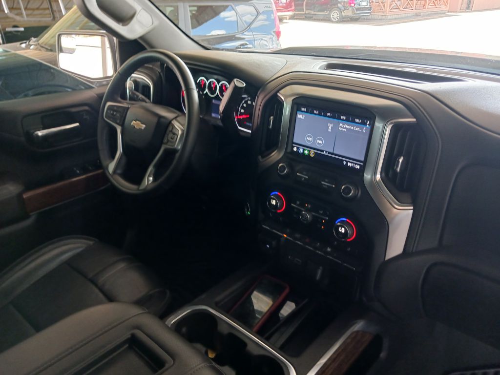 Photo 15 of this CHEVROLET SILVERADO 1500