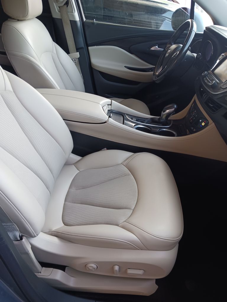 Photo 14 of this BUICK ENVISION