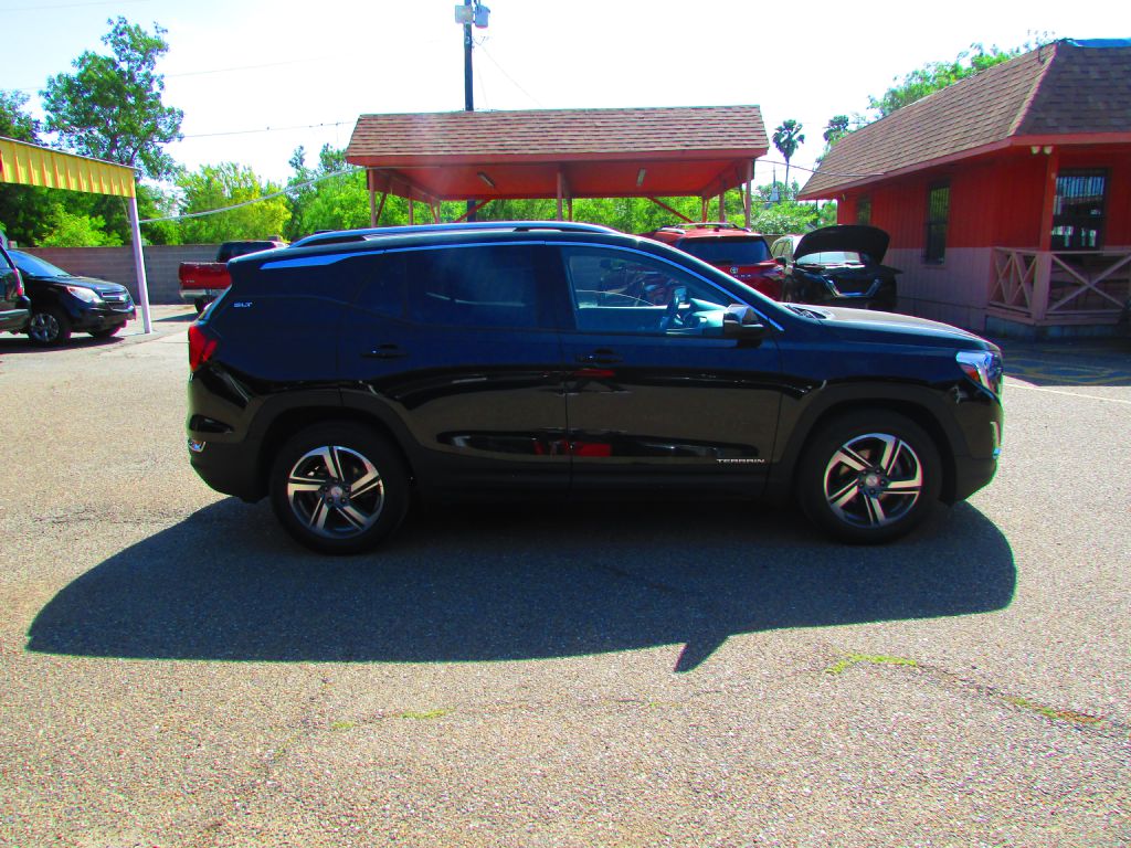 Photo 5 of this GMC TERRAIN