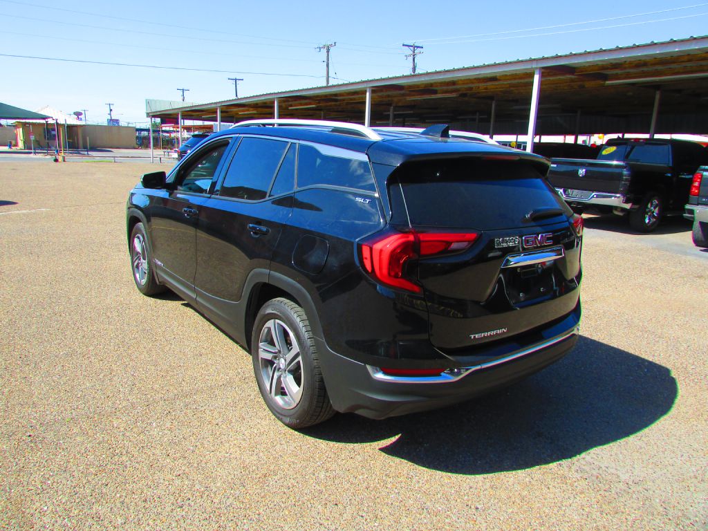 Photo 9 of this GMC TERRAIN