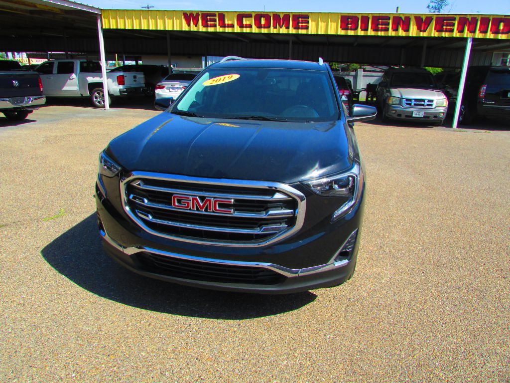 Photo 14 of this GMC TERRAIN