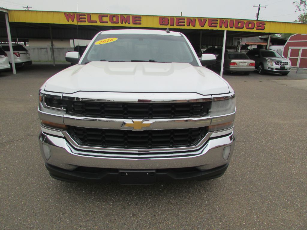 Photo 2 of this CHEVROLET SILVERADO 1500