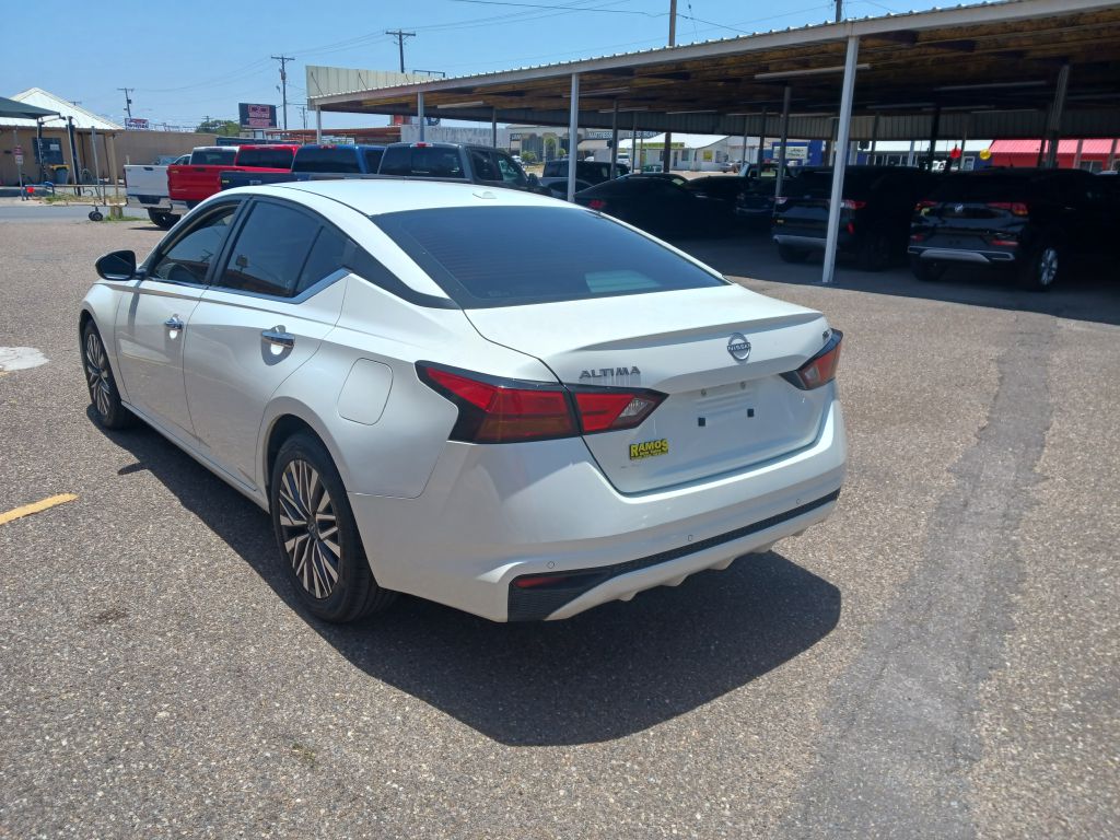Photo 5 of this NISSAN ALTIMA