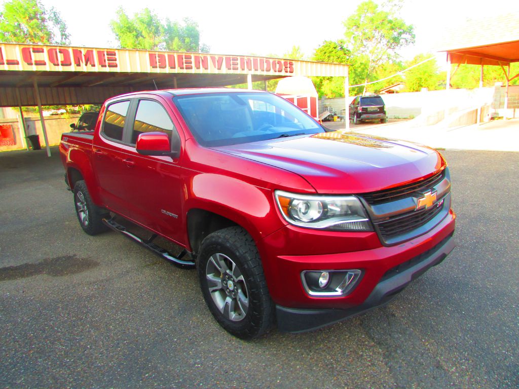 Photo 3 of this CHEVROLET COLORADO