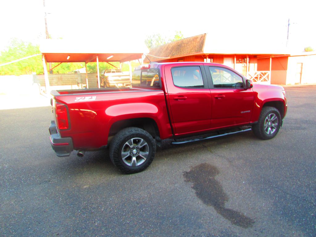 Photo 5 of this CHEVROLET COLORADO