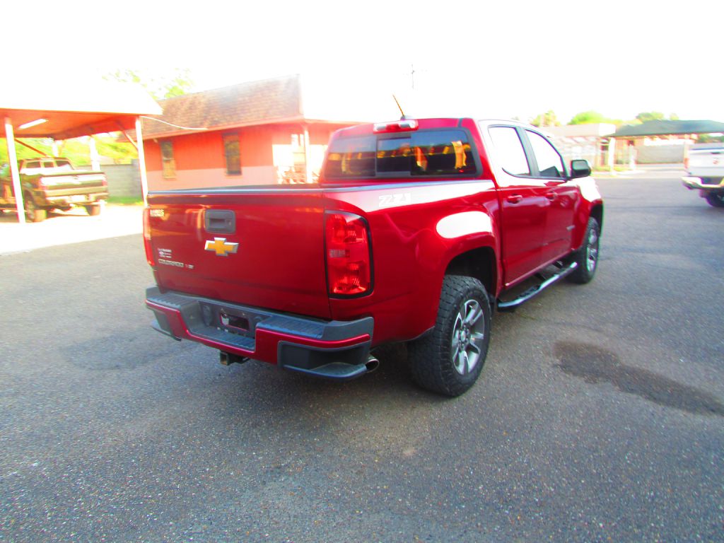 Photo 6 of this CHEVROLET COLORADO