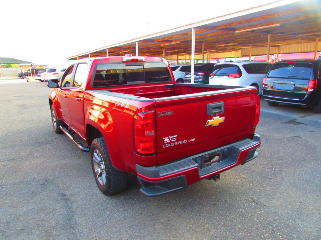 Photo 9 of this CHEVROLET COLORADO