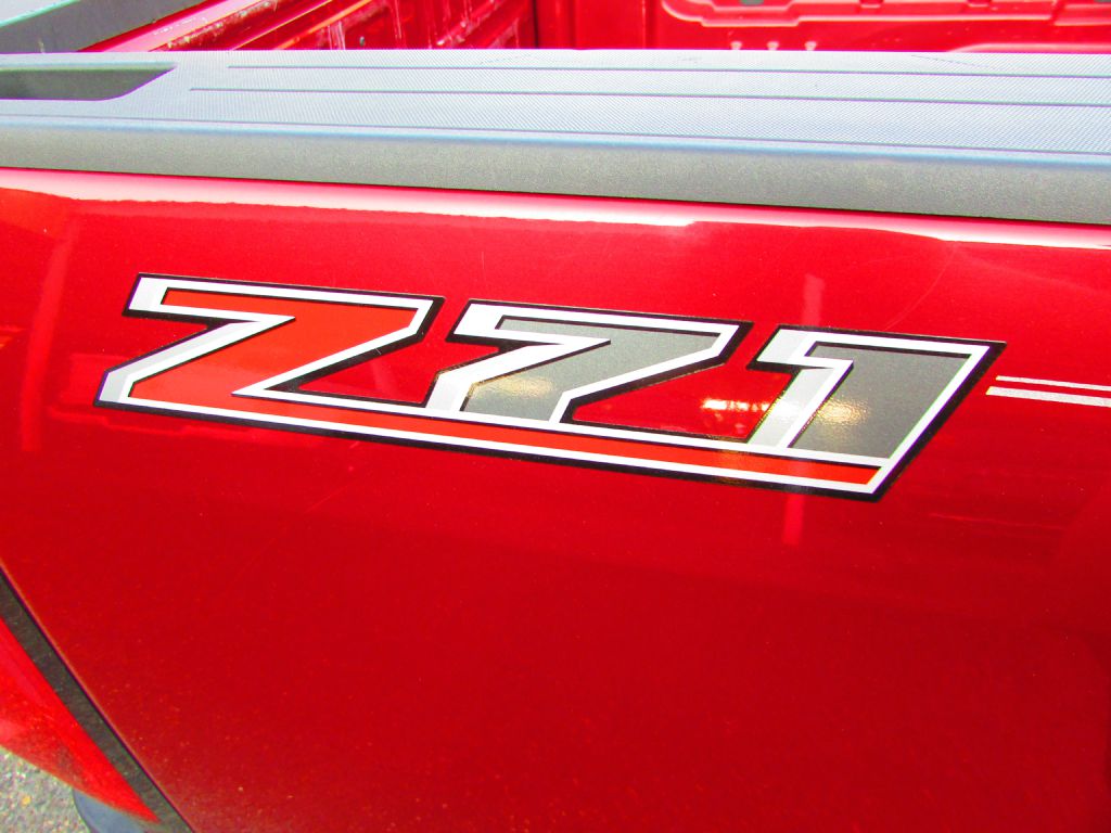 Photo 19 of this CHEVROLET COLORADO