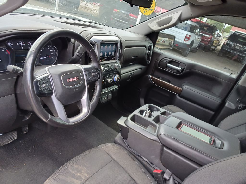 Photo 11 of this GMC SIERRA