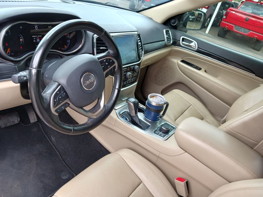 Photo 14 of this JEEP GRAND CHEROKEE